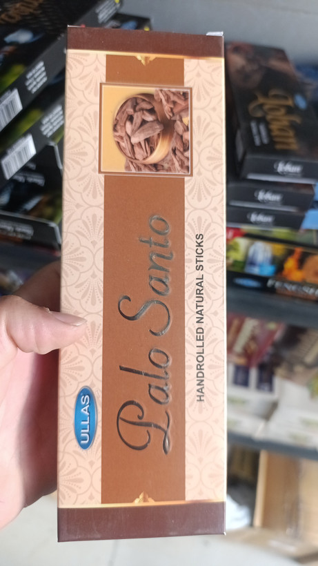 عود دست ساز برند اولاس ULLAS رایحه Palo santo پالو سانتو